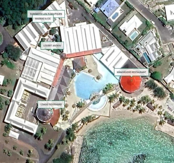 Studio Bord De Mer Avec Piscine - Le Manganao, Saint-Francois Bagian luar foto